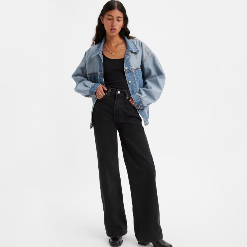 Levi’s Ribcage wide leg cropped jean